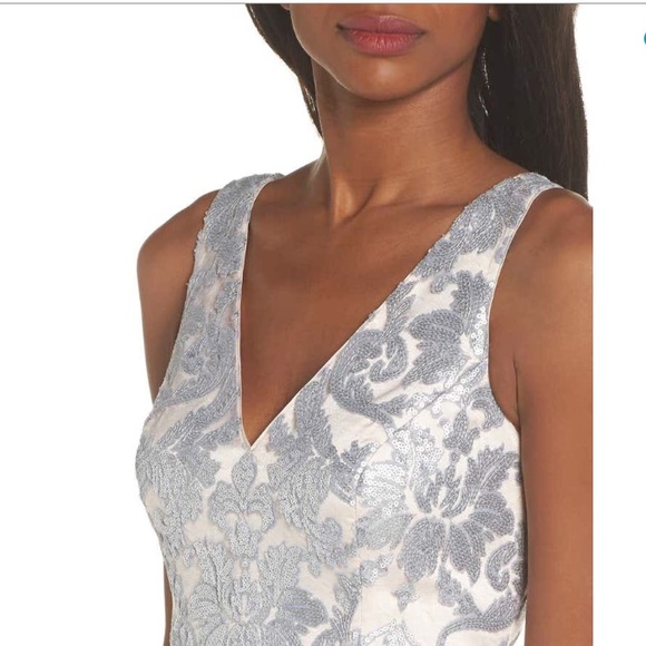 Wedding, formal,prom stunning silver evening dress - Picture 5 of 16